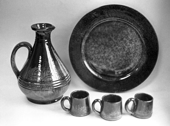 Ceramic ware