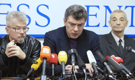 Eduard Limonov, Boris Nemtsov and Konstantin Kosyakin