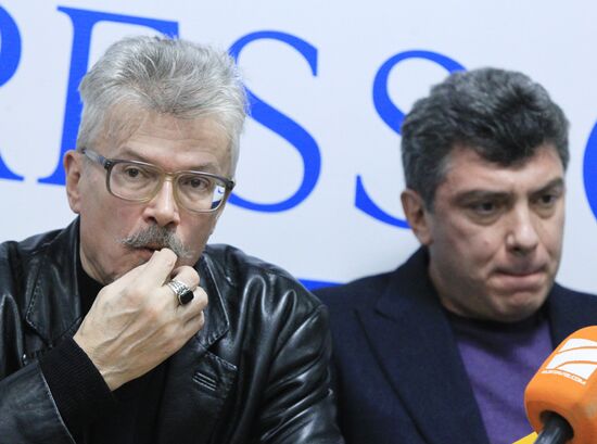 Eduard Limonov and Boris Nemtsov