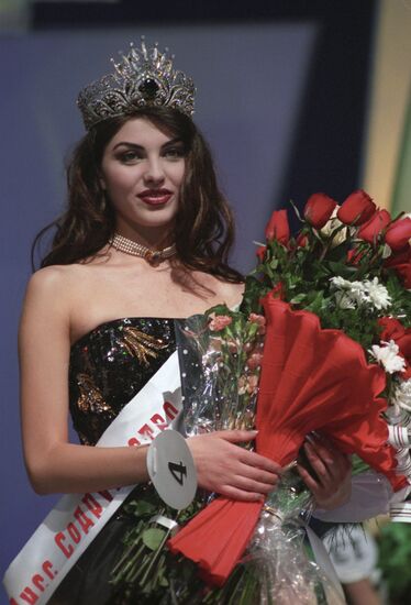 Winner of beauty contest "Miss Commonwealth-99" Goar Arutyunyan