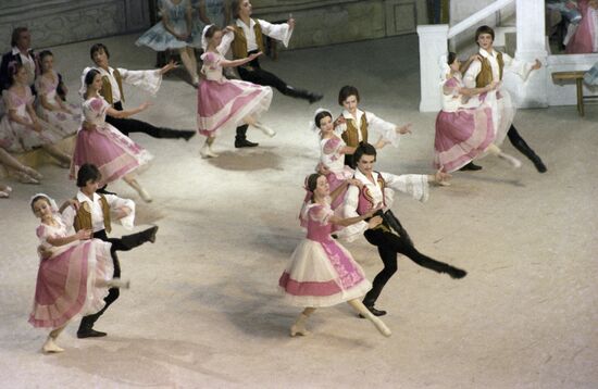 Scene from ballet by Leo Delibes "Coppelia"