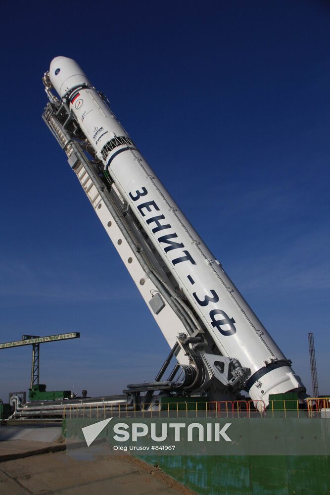 Installation of Zenit-2SB carrier rocket, Baikonur space center