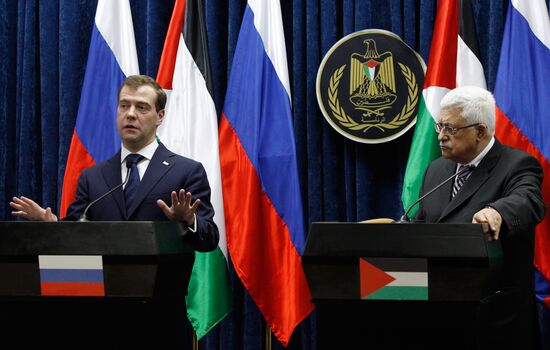 Dmitry Medvedev visits National Palestinian Authority