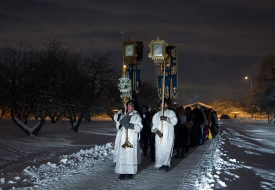 Epiphany bathing at Kolomenskoye