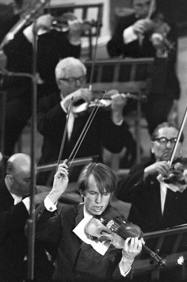 Gidon Kremer