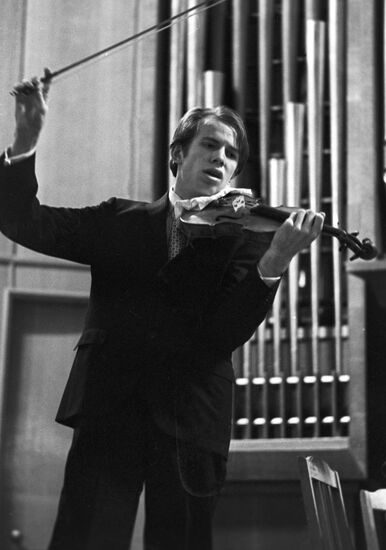 Gidon Kremer