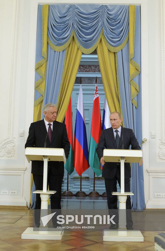 Press conference by Vladimir Putin and Mikhail Myasnikovich
