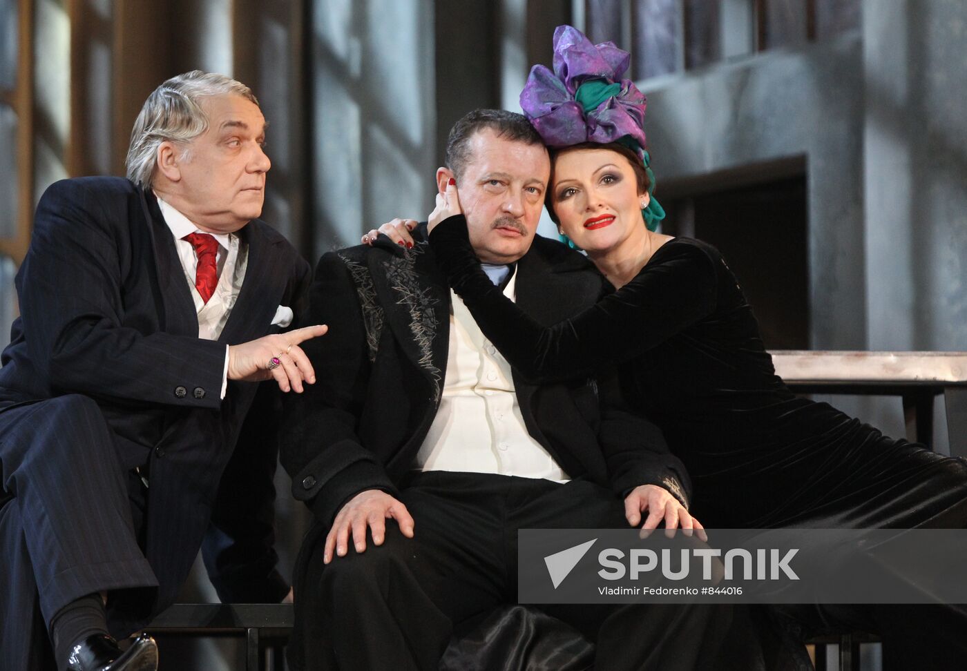 Yury Shlykov, Lev Gromov and Marina Yesipenko