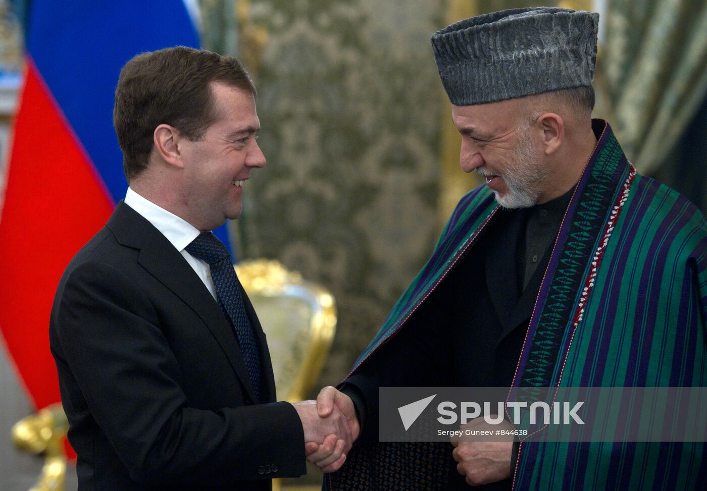 Dmitry Medvedev, Hamid Karzai hold talks