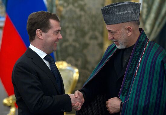 Dmitry Medvedev, Hamid Karzai hold talks