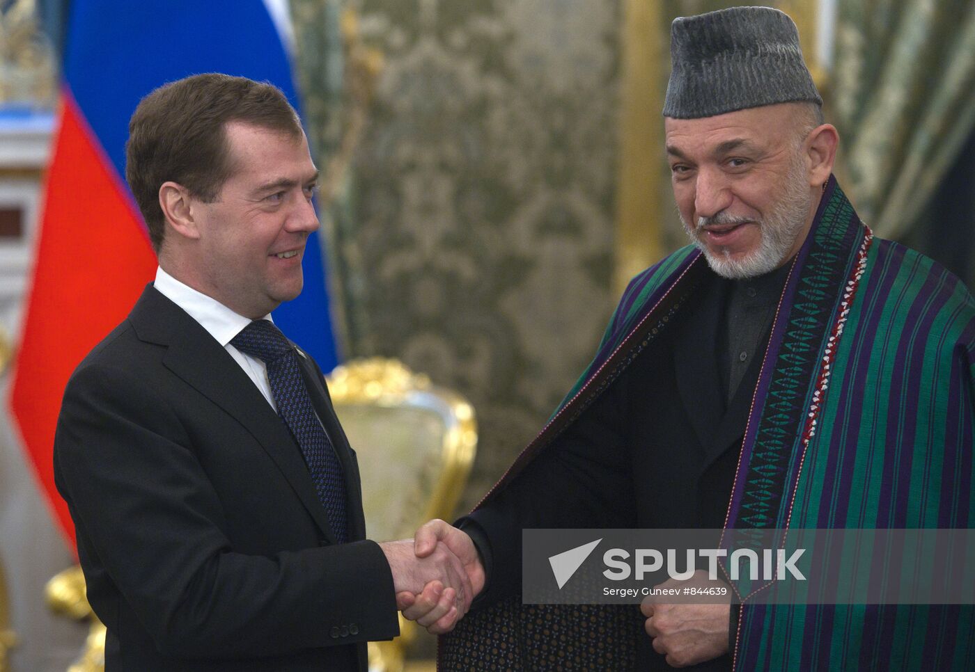 Dmitry Medvedev, Hamid Karzai hold talks