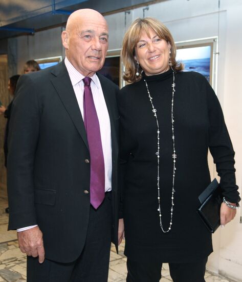 Vladimir Pozner with spouse Nadezhda Solovyova