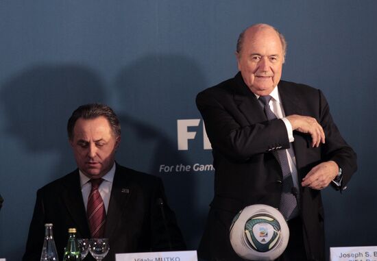 Vitaly Mutko, Joseph Blatter