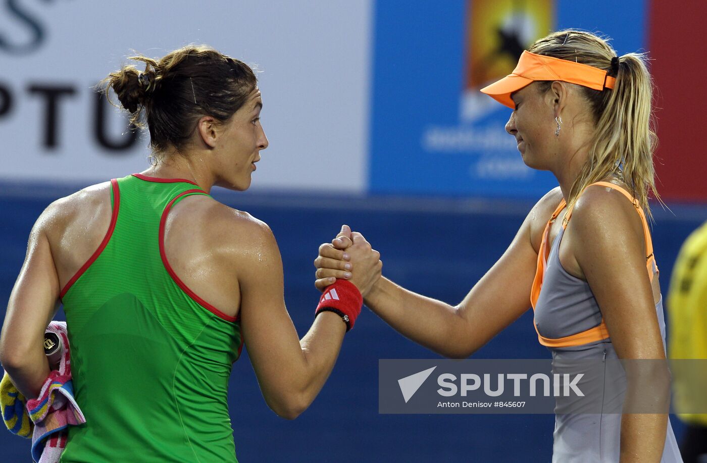 Andrea Petkovic, Maria Sharapova