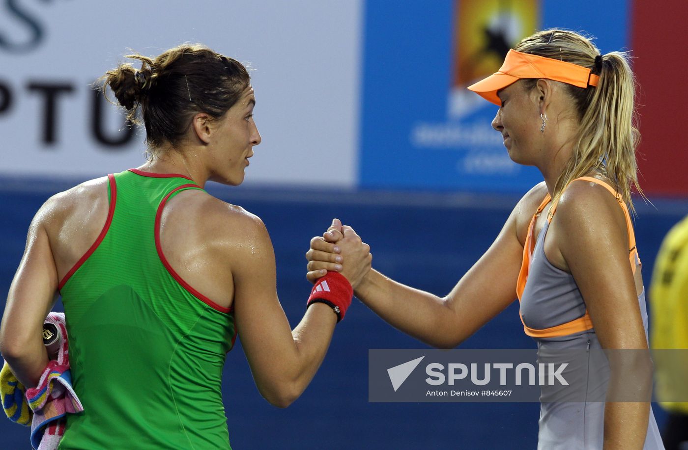 Andrea Petkovic, Maria Sharapova