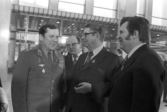 Cosmonaut Pavel Popovich with Finnish communists