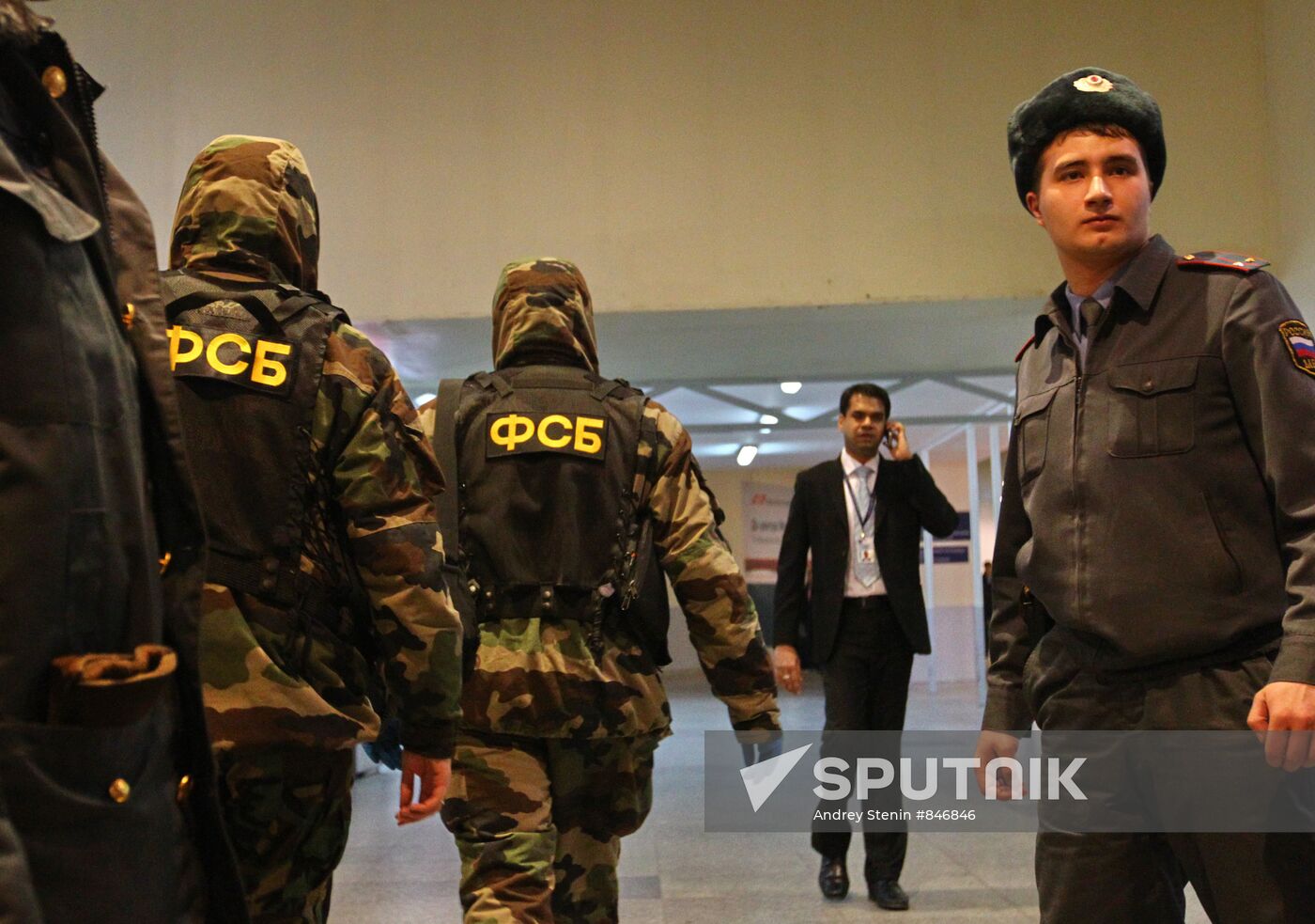 Dozens killed in Domodedovo airport blast