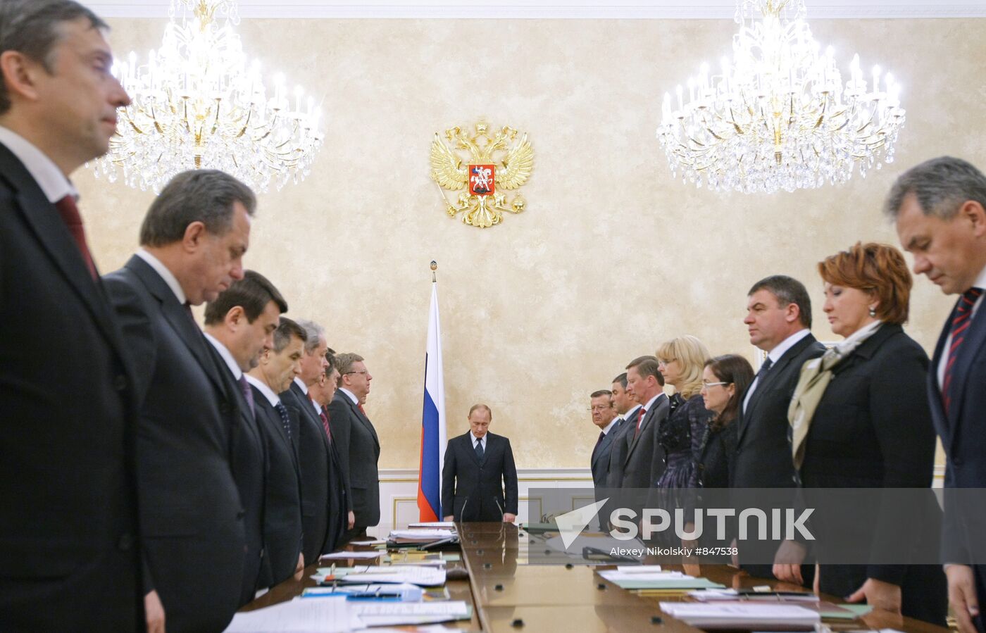 Vladimir Putin conducts government presidium meeting