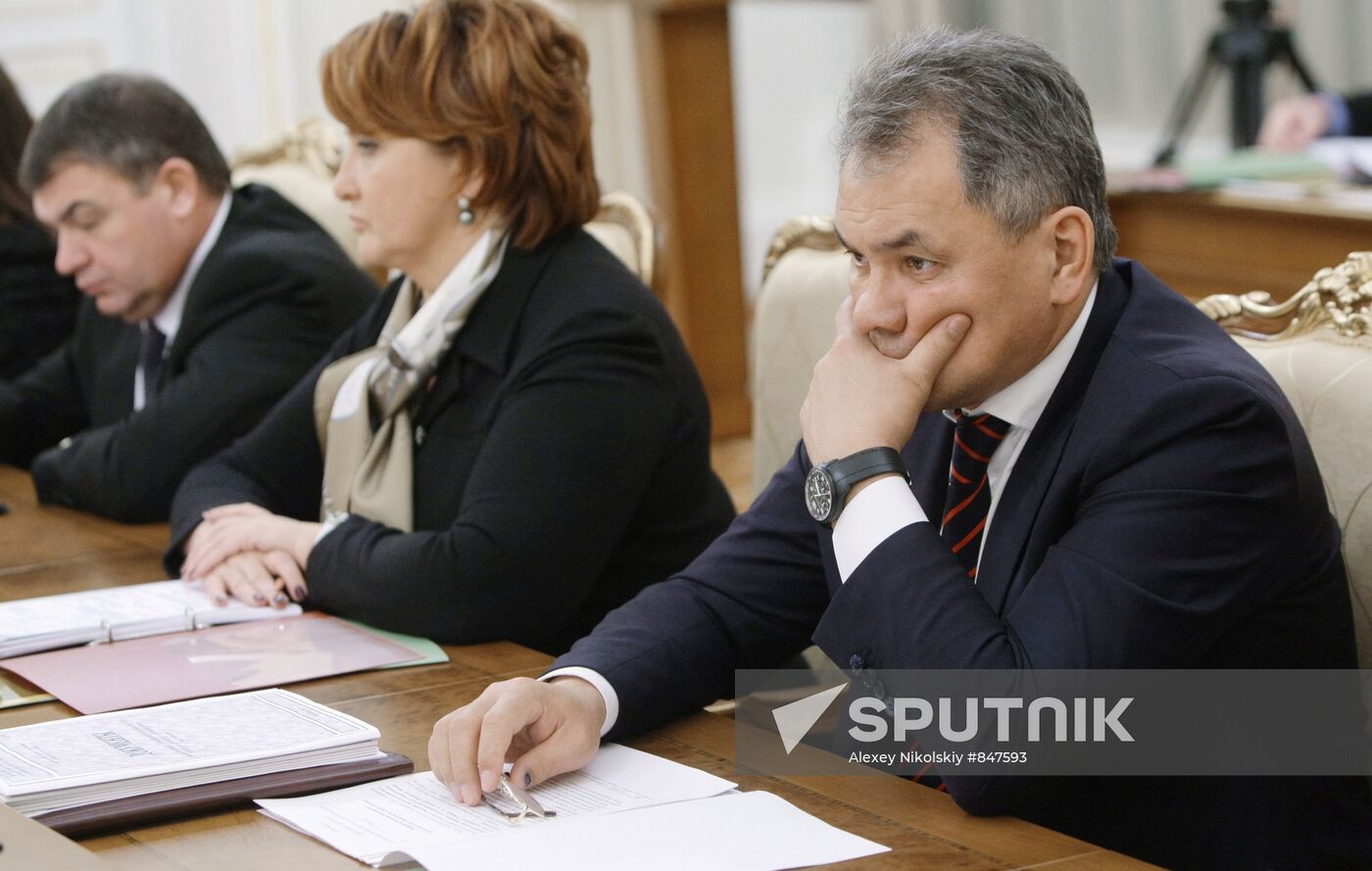 Anatoly Serdyukov, Yelena Skrynnik, Sergei Shoigu