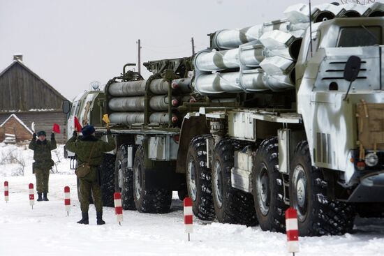 Combat exercises involving live firing of Smerch MLRSs