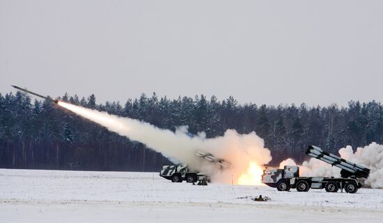 Combat exercises involving live firing of Smerch MLRSs