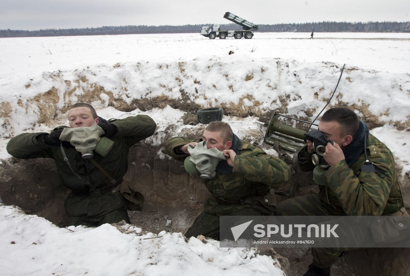 Combat exercises involving live firing of Smerch MLRSs