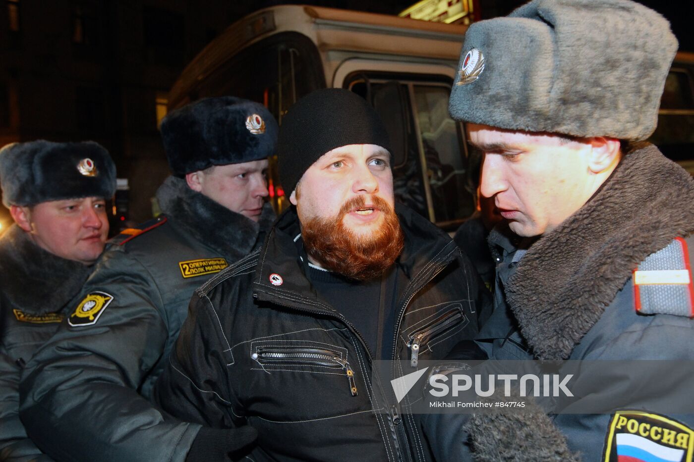 About 10 rioters detained outside Tretyakovskaya metro station
