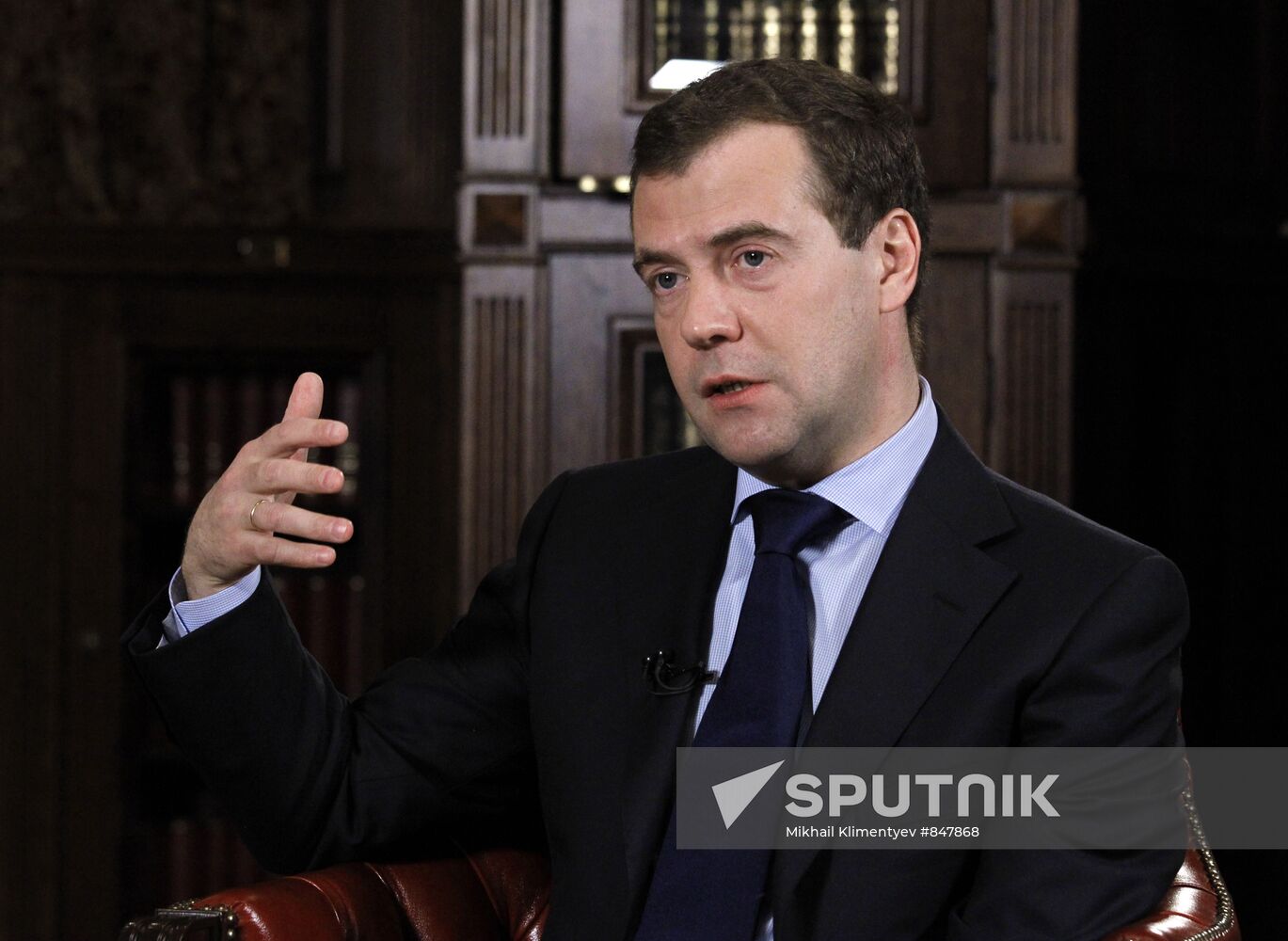 Dmitry Medvedev gives interview to Vedomosti newspaper