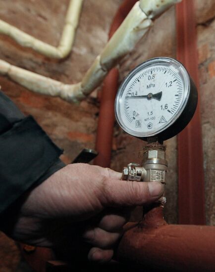 Heating system manometer