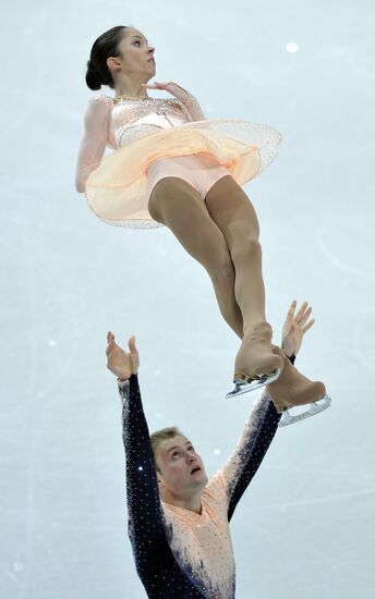 Vera Bazarova and Yury Larionov
