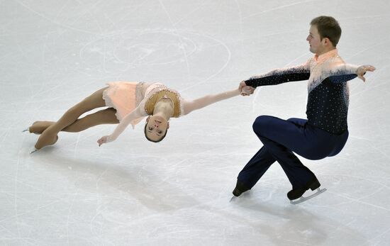 Vera Bazarova and Yury Larionov
