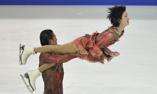 Yuko Kawaguchi and Alexaner Smirnov
