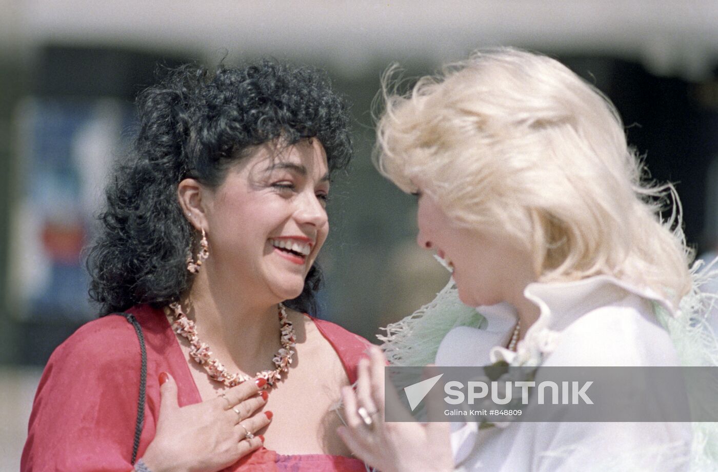 Actresses Socorro Bonilla and Irina Miroshnichenko