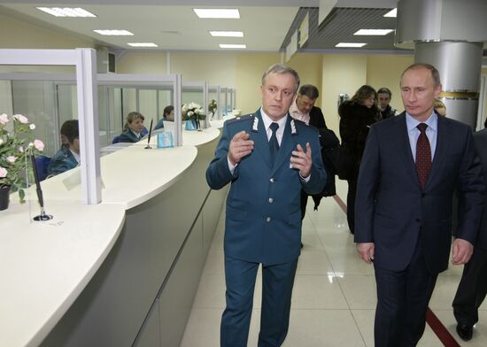 Vladimir Putin visits Orenburg