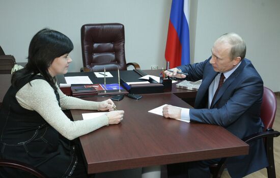 Vladimir Putin in United Russia's Orenburg liaison office