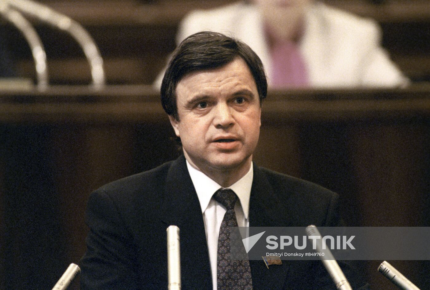 First Vice Chairman of RF Supreme Soviet R.Khasbulatov