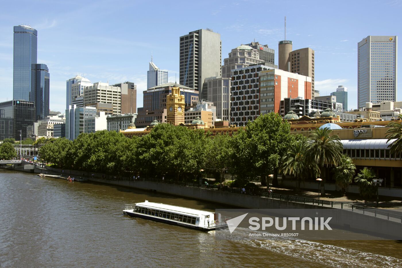View of Melbourne from Yarra River