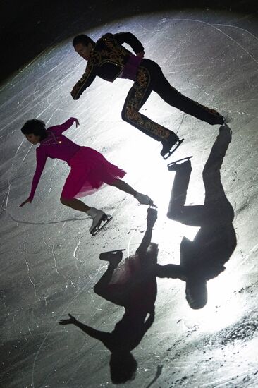 Yuko Kavaguti and Aleksander Smirnov