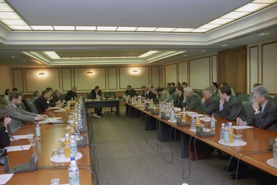 Meeting of CPRF and United Russia members