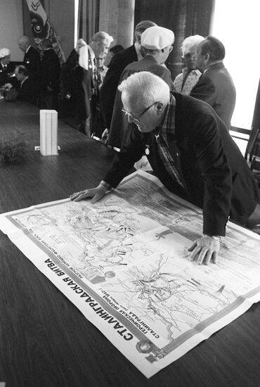 Meeting of Soviet and Canadian veterans