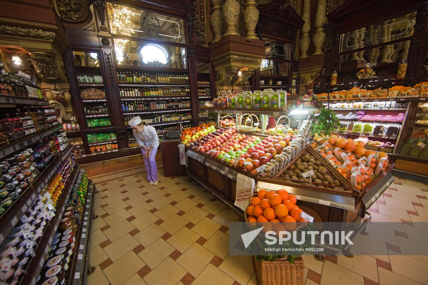 Yeliseyevsky food store in Moscow