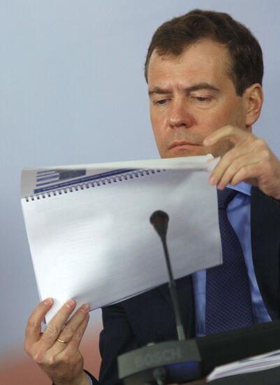 Dmitry Medvedev on working trip to Arzamas