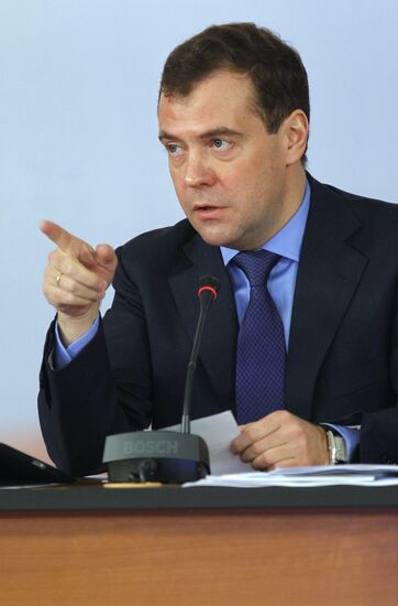 Dmitry Medvedev on working trip to Arzamas