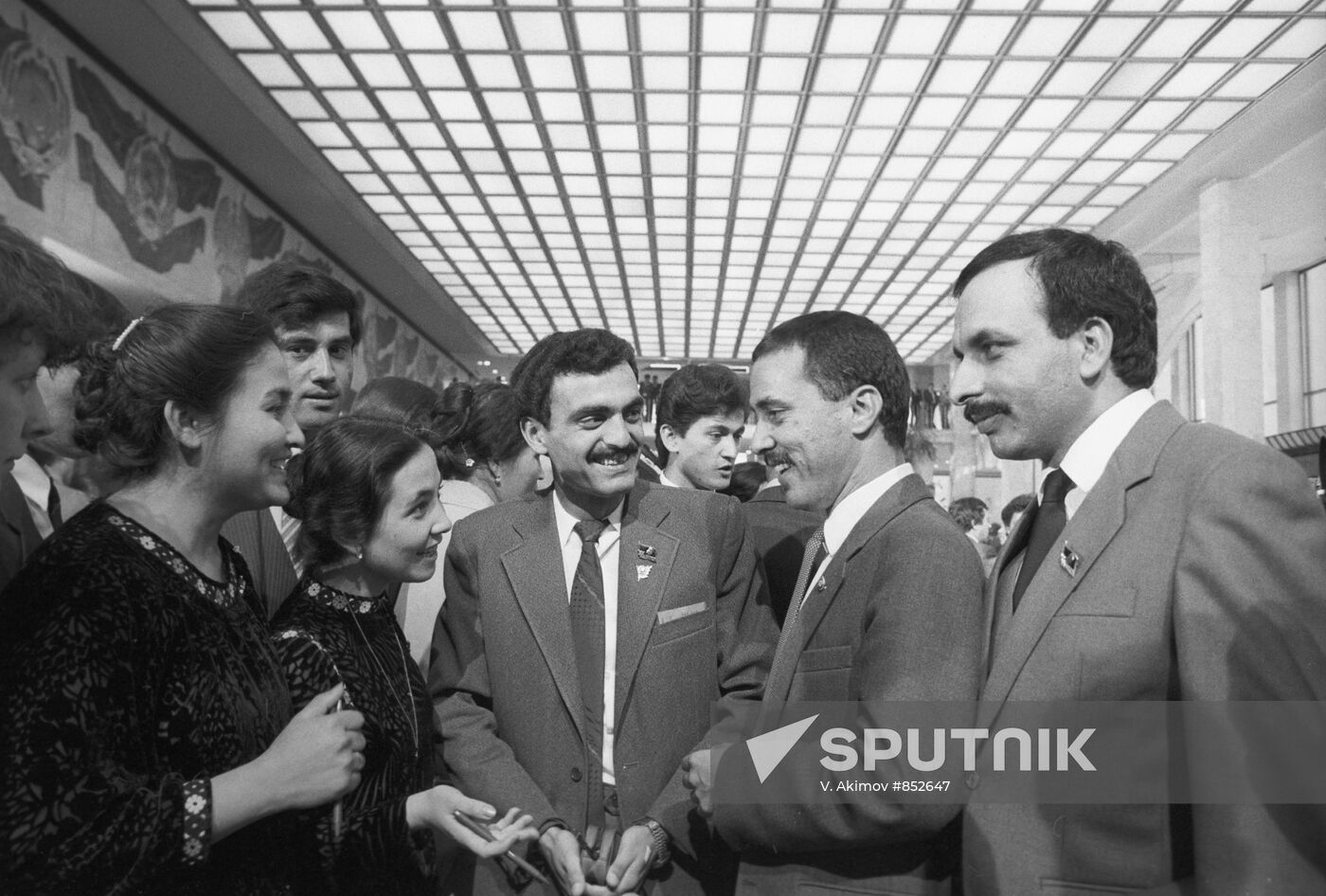 Delegates of XX convention of AULYCL during the recess