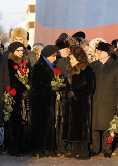 Naina Yeltsina with daughters Tatiana Dyachenko, Elena Okulova