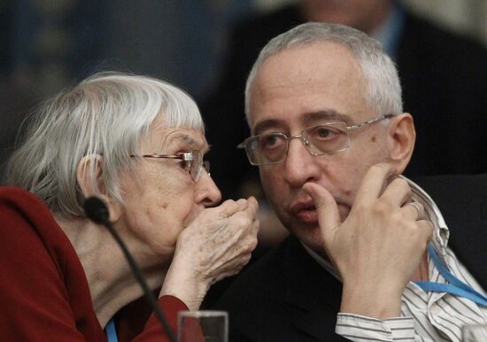 Lyudmila Alekseeva, Nikolai Svanidze