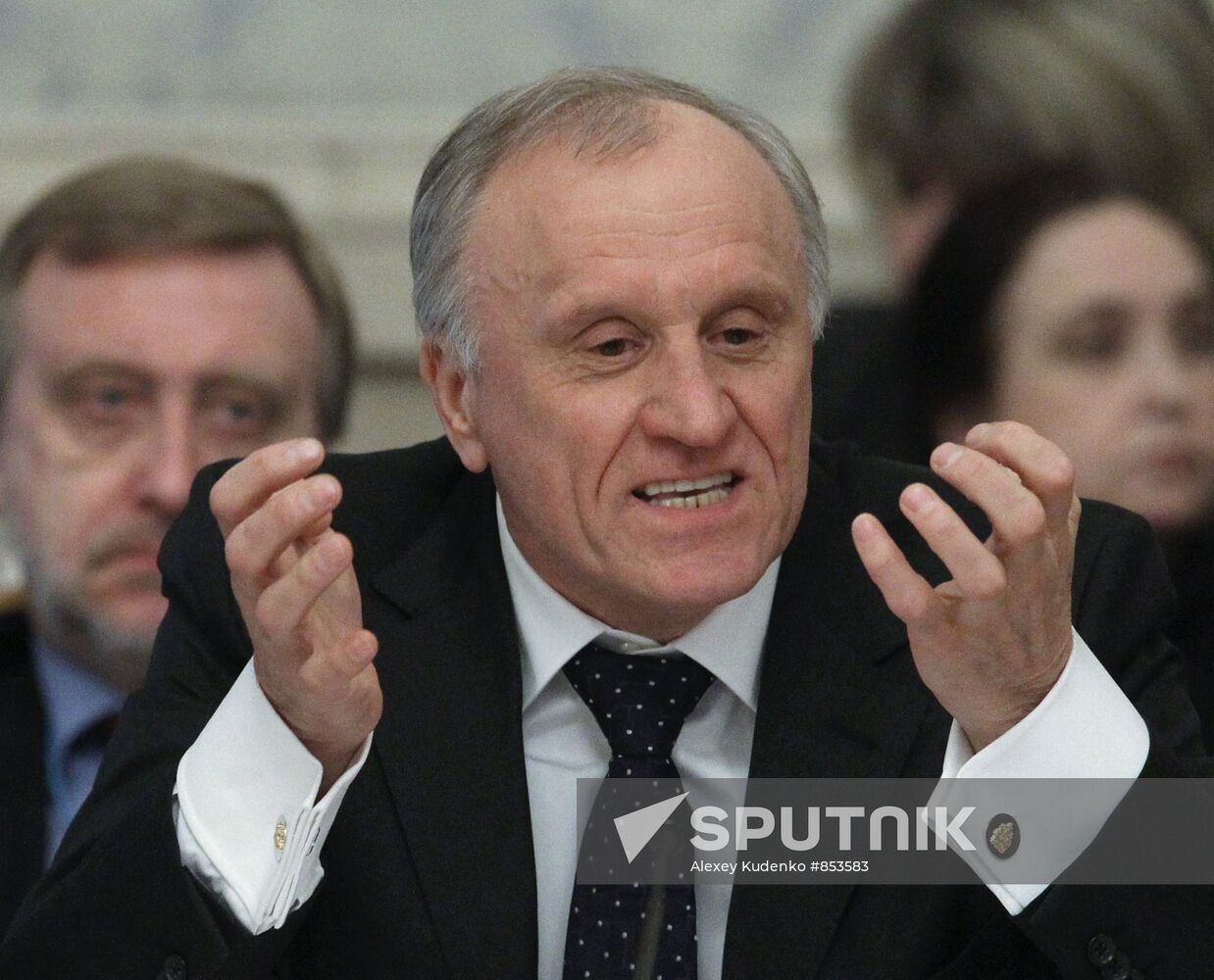 Gennady Burbulis
