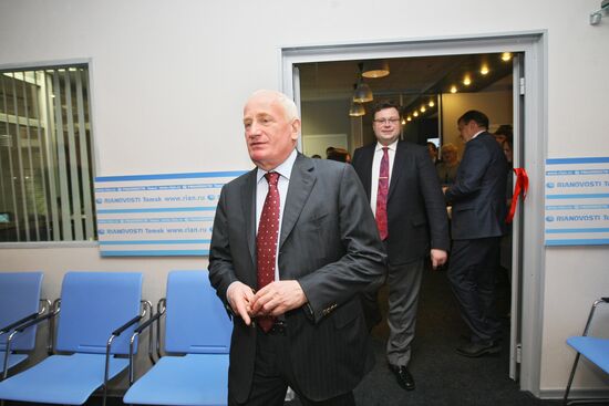 Nikolai Biryukov and Viktor Kress