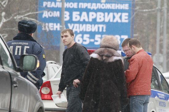 Reenactment of car crash on Rublyovo-Uspenskoye Highway