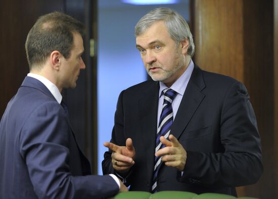 Anton Sikharulidze and Valentin Uiba